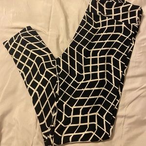 Lularoe TC Leggings
